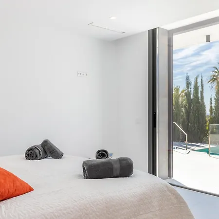 Sanira Villa Moraira